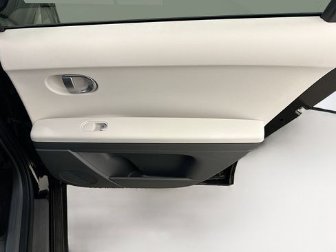 Used 2024 Hyundai Ioniq 5 SEL image 31