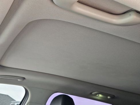 Used 2021 Kia Sorento S w/ Panoramic Sunroof Package AWD/4WD image 13