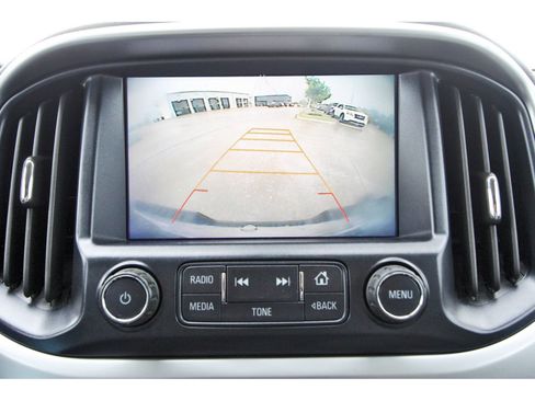 Used 2017 Chevrolet Colorado LT w/ LT Convenience Package RWD image 26