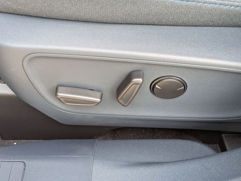 New 2026 Ford Maverick XLT w/ XLT Luxury Package image 12