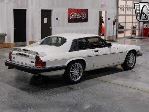 Used 1991 Jaguar XJS V12 Coupe image 15
