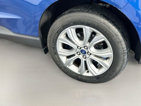 Used 2020 Ford Edge Titanium AWD/4WD image 29