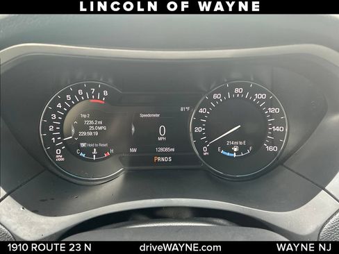 Used 2018 Lincoln MKZ Premiere AWD/4WD image 15