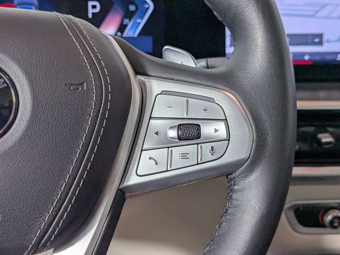 Used 2024 BMW X7 xDrive40i w/ Executive Package AWD/4WD image 42
