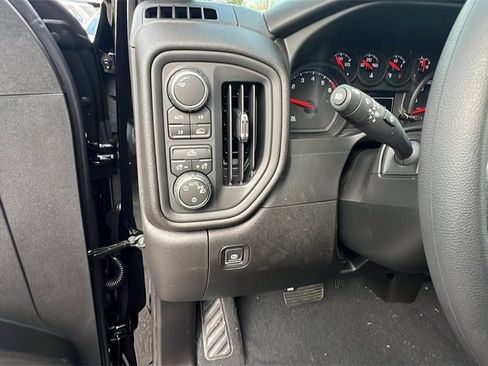 New 2026 Chevrolet Silverado 1500 Custom image 19