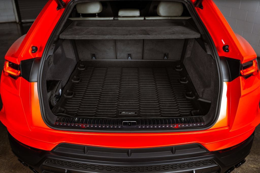 Used 2024 Lamborghini Urus S AWD/4WD image 42