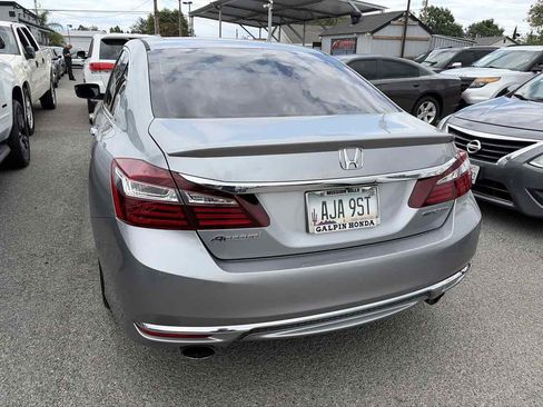 Used 2017 Honda Accord Sport image 2
