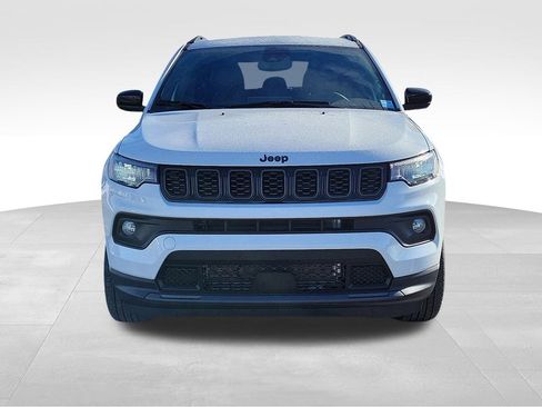 New 2026 Jeep Compass Latitude image 2