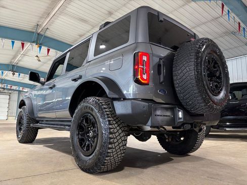 Used 2022 Ford Bronco Wildtrak image 5