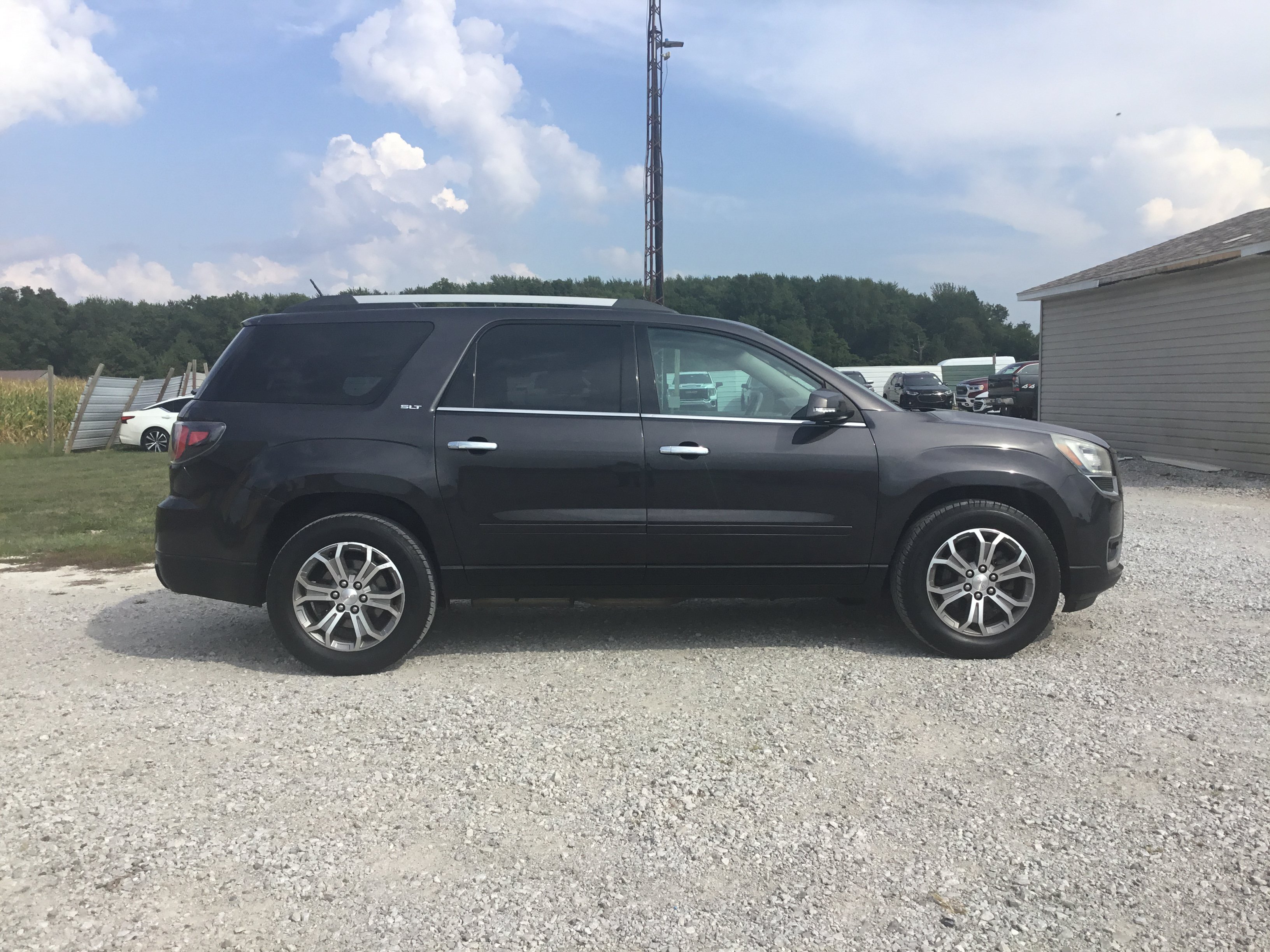 Used 2016 GMC Acadia SLT w/ Open Road Package FWD image 2