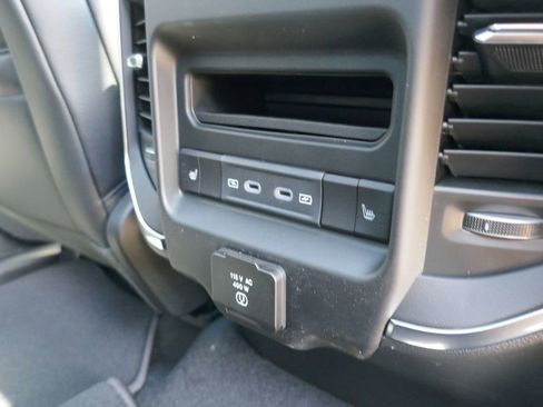 New 2026 RAM 1500 Laramie w/ Laramie Southwest Edition AWD/4WD image 14