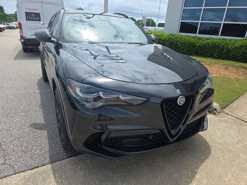 Used 2024 Alfa Romeo Stelvio Quadrifoglio AWD/4WD image 8