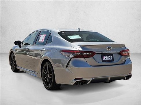 Used 2024 Toyota Camry XSE FWD image 8