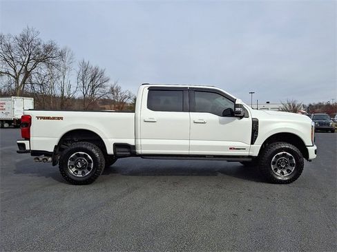 Used 2023 Ford F250 Lariat w/ Lariat Ultimate Package image 11