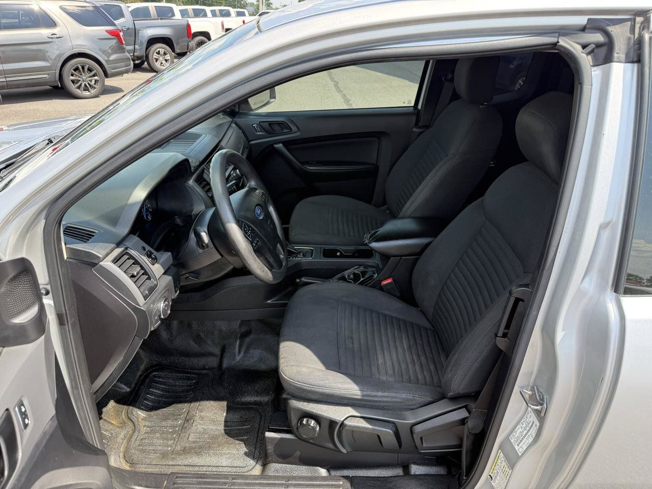 Used 2019 Ford Ranger XL w/ Equipment Group 101A Mid RWD image 12