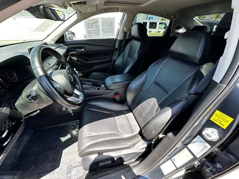 Used 2023 Honda Accord Touring image 11
