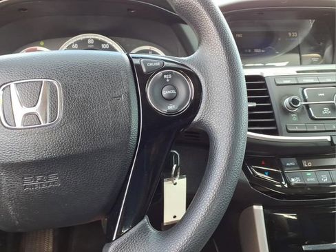 Used 2016 Honda Accord LX image 20