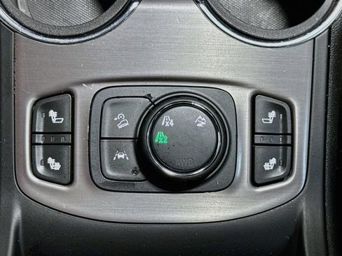 Used 2023 GMC Terrain AT4 w/ LPO, Floor Liner Package AWD/4WD image 20