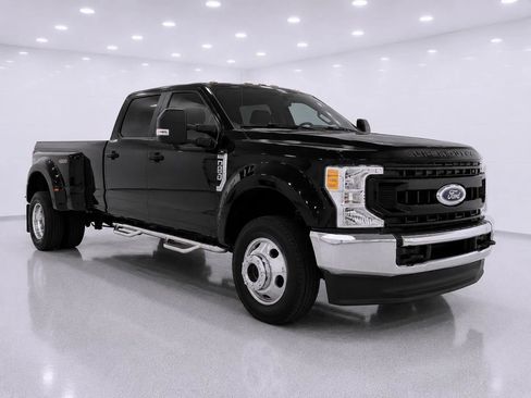 Used 2020 Ford F350 XL w/ Power Equipment Group AWD/4WD image 7