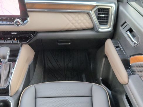 New 2026 GMC Canyon Denali AWD/4WD image 26