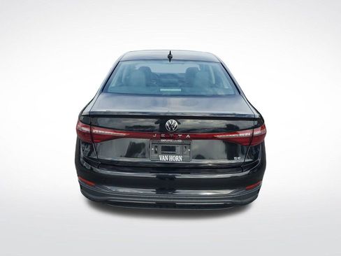 New 2025 Volkswagen Jetta SE image 14