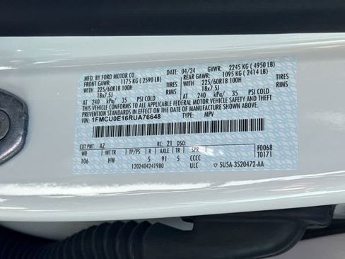 New 2024 Ford Escape SE FWD image 33