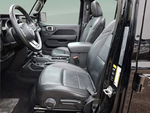 Certified 2021 Jeep Wrangler Unlimited Sahara image 12