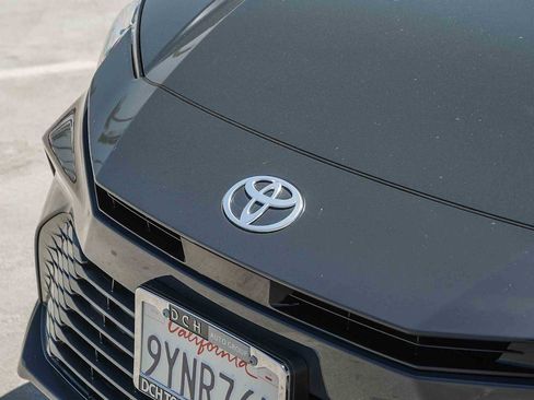 Used 2026 Toyota Camry XLE w/ Premium Package FWD image 10