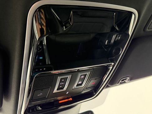 Used 2022 Land Rover Range Rover Sport HSE Silver Edition image 21