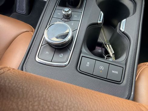 Used 2023 Cadillac XT4 Sport AWD/4WD image 31
