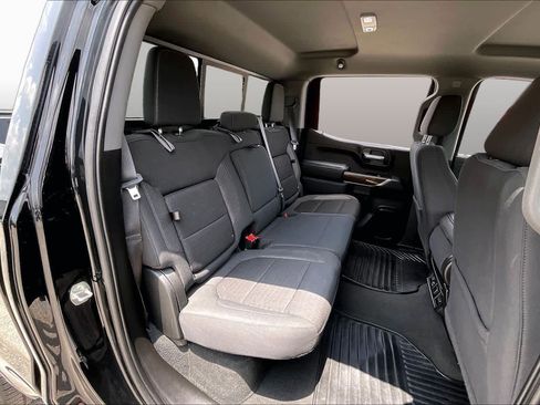 Used 2021 GMC Sierra 1500 SLE w/ Preferred Package RWD image 18