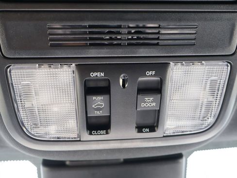Used 2023 Honda Odyssey Sport image 56