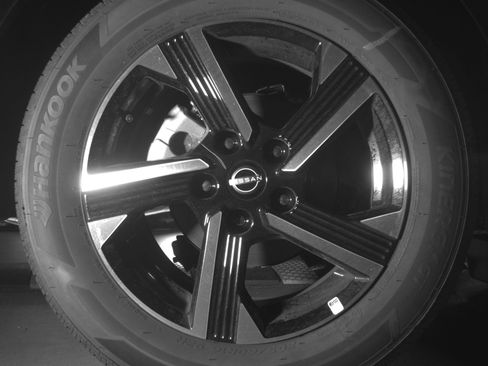Used 2025 Nissan Sentra SV FWD image 15