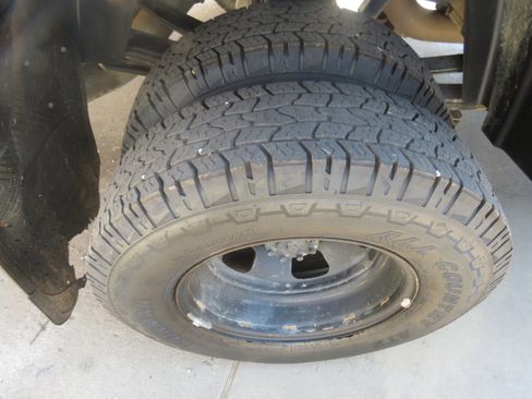 Used 2018 RAM 3500 Tradesman w/ Chrome Appearance Group image 26