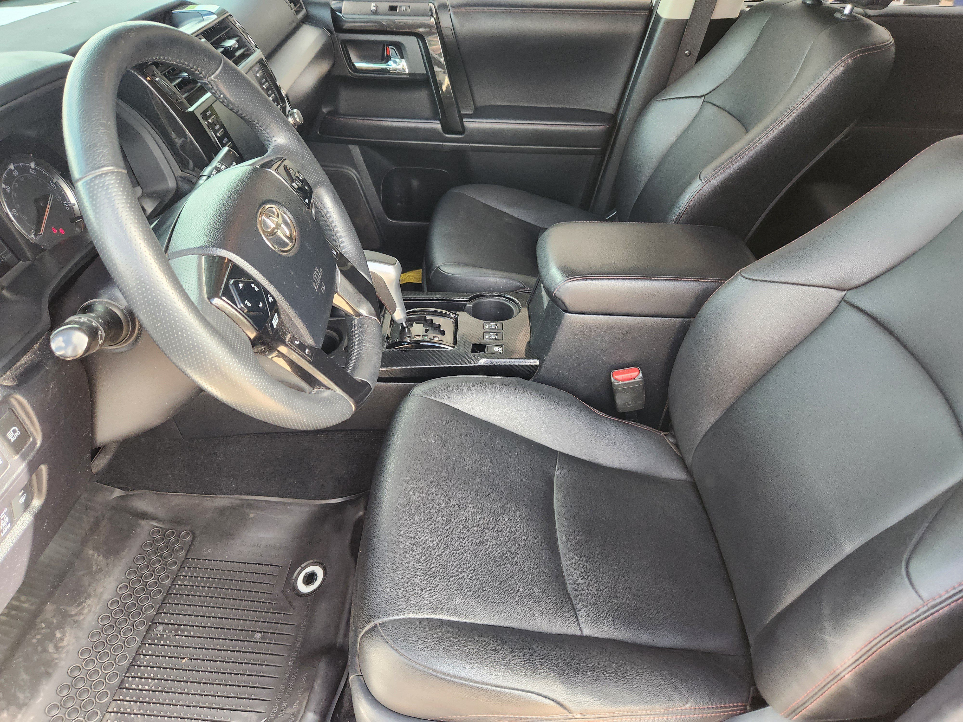 Used 2022 Toyota 4Runner TRD Off-Road Premium AWD/4WD image 10