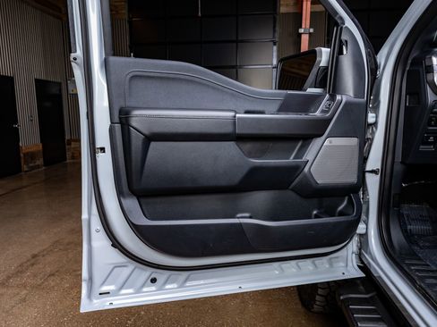 Used 2025 Ford F150 Lariat w/ Equipment Group 501A Mid image 36