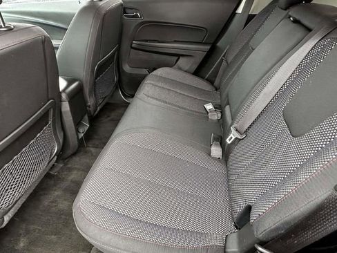 Used 2017 Chevrolet Equinox LT w/ Convenience Package FWD image 11