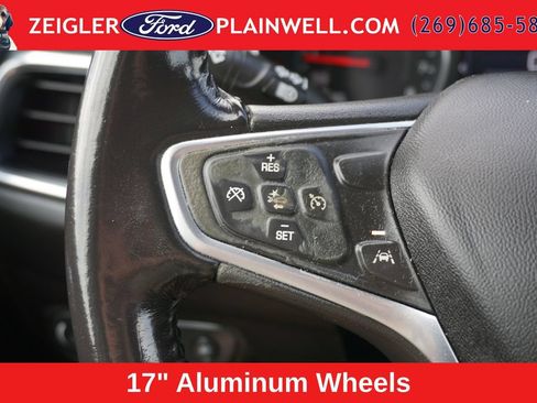 Used 2020 Chevrolet Equinox LT FWD image 23