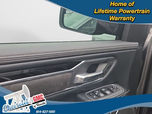 Used 2020 RAM 1500 Laramie w/ Sport Appearance Package AWD/4WD image 10