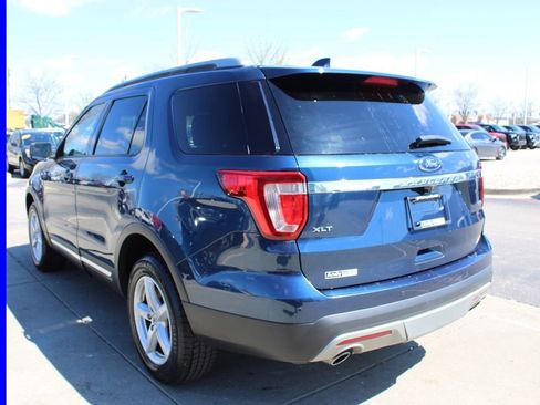 Used 2016 Ford Explorer XLT w/ Equipment Group 202A AWD/4WD image 5