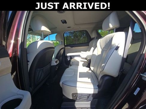 Used 2023 Hyundai Palisade Limited image 10