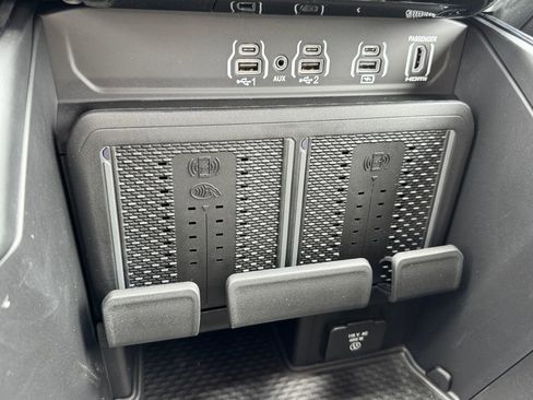 New 2026 RAM 1500 Laramie w/ Night Edition image 18