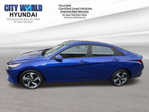 Used 2023 Hyundai Elantra SEL w/ Convenience Package FWD image 2
