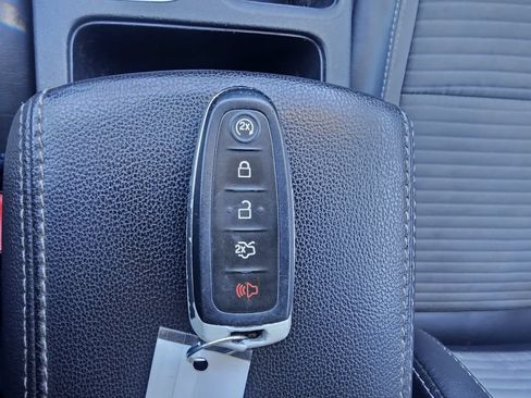 Used 2019 Ford Escape SE AWD/4WD image 44