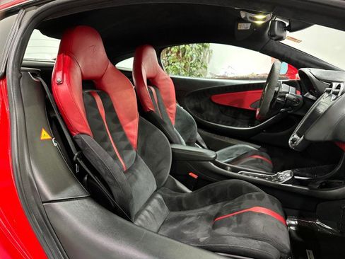 Used 2017 McLaren 570S Coupe RWD image 47