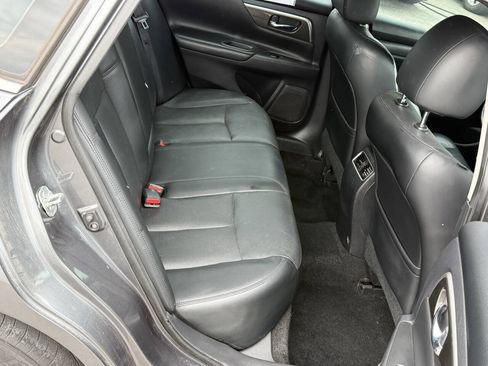 Used 2015 Nissan Altima 2.5 SL w/ Technology Package FWD image 20