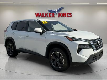 Used 2024 Nissan Rogue SV