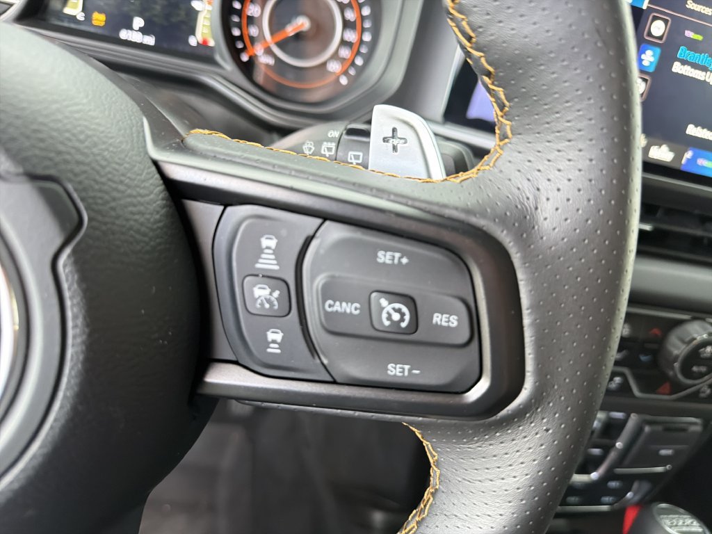 Used 2025 Jeep Wrangler Unlimited Rubicon 392 AWD/4WD image 31