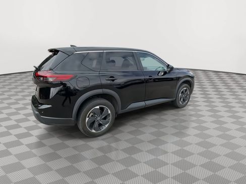 Used 2024 Nissan Rogue SV AWD/4WD image 8