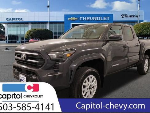 Used 2024 Toyota Tacoma SR5 AWD/4WD image 7